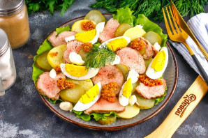 Салат с ростбифом