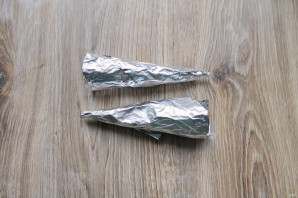 Слоеные трубочки со взбитыми сливками Слоеные трубочки со взбитыми сливками