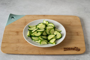 Салат из молодой капусты Салат из молодой капусты