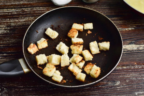 Луковый суп по-парижски Луковый суп по-парижски