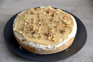 Бисквитный торт с вареной сгущенкой Бисквитный торт с вареной сгущенкой