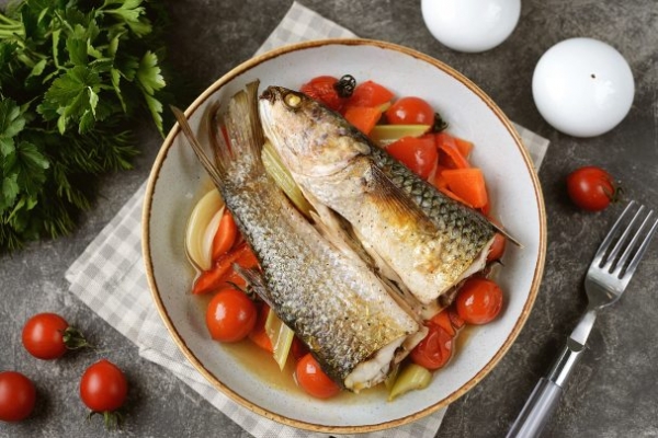 Пеленгас с овощами в духовке Пеленгас с овощами в духовке