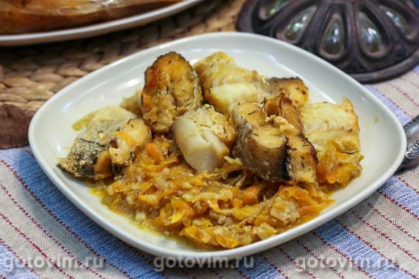 Минтай с овощами, запеченный в рукаве Минтай с овощами, запеченный в рукаве