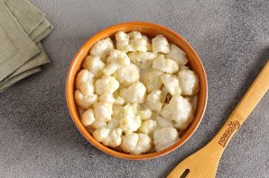 Цветная капуста по-польски Цветная капуста по-польски