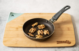 Салат с рукколой и гранатом Салат с рукколой и гранатом