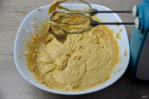 Бисквитный торт с вареной сгущенкой Бисквитный торт с вареной сгущенкой