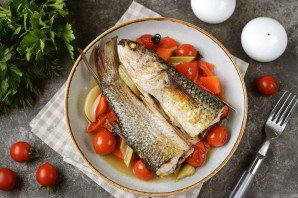 Пеленгас с овощами в духовке Пеленгас с овощами в духовке