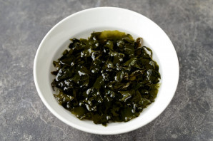 Суп "Миёккук" Суп "Миёккук"