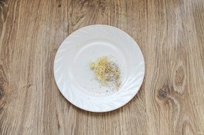 Рулет из свиных ушей Рулет из свиных ушей