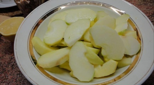 Хлебный яблочный пудинг по-крестьянски , пошаговый рецепт с фото Хлебный яблочный пудинг по-крестьянски , пошаговый рецепт с фото