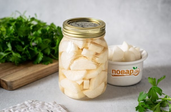 Маринованный дайкон
