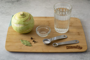 Маринованная кольраби Маринованная кольраби