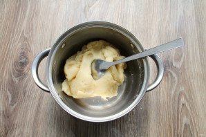 Профитроли с ягодами