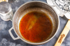 Банановый торт с карамелью