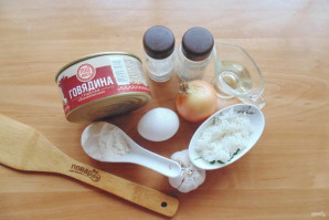 Котлеты из тушенки Котлеты из тушенки