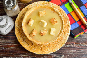 Луковый суп по-парижски Луковый суп по-парижски