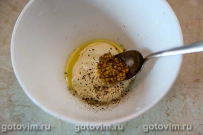 Салат из курицы с зеленой редькой и вяленой клюквой Салат из курицы с зеленой редькой и вяленой клюквой
