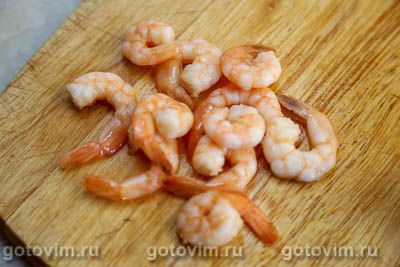 Рисовый салат с креветками, кукурузой и редисом Рисовый салат с креветками, кукурузой и редисом