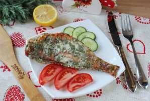 Морской окунь в сметане в духовке Морской окунь в сметане в духовке