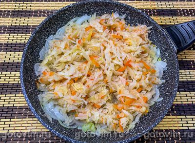 Гусь, фаршированный квашеной капустой Гусь, фаршированный квашеной капустой