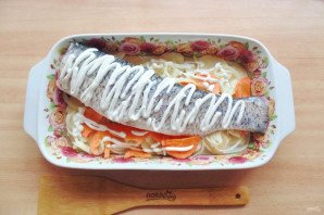 Белый амур в духовке с картошкой