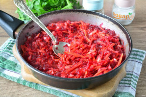 Борщ из красной капусты Борщ из красной капусты