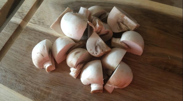 Баранина с грибами и шафрановым соусом, пошаговый рецепт с фото Баранина с грибами и шафрановым соусом, пошаговый рецепт с фото