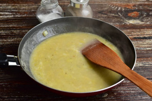 Луковый суп по-парижски Луковый суп по-парижски