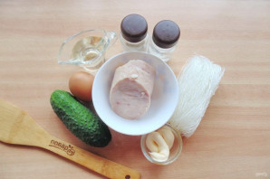 Итальянский салат с фунчозой Итальянский салат с фунчозой