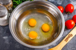 Блинный торт с помидорами и сыром Блинный торт с помидорами и сыром