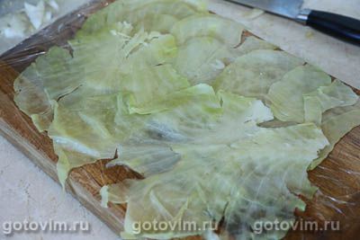 Рулет из капусты с мясом под хрустящей хлебной корочкой