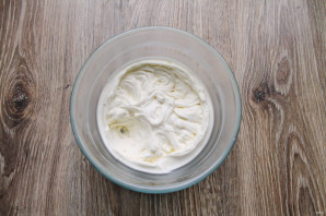 Слоеные трубочки со взбитыми сливками Слоеные трубочки со взбитыми сливками