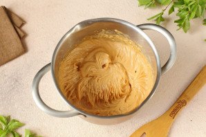 Торт "Муравейник" на сметане Торт "Муравейник" на сметане