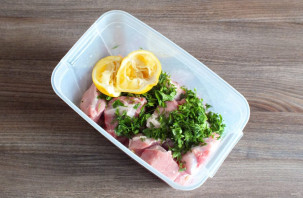 Шашлык с майонезом и лимоном Шашлык с майонезом и лимоном