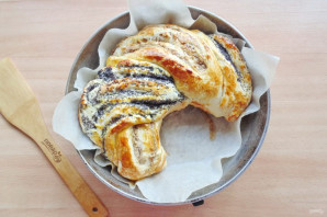 Орехово-маковый рулет