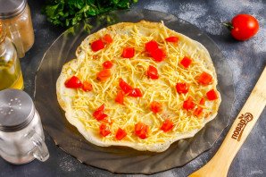 Блинный торт с помидорами и сыром Блинный торт с помидорами и сыром