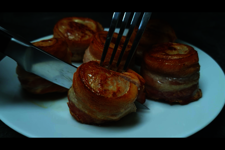 Медальоны из свинины