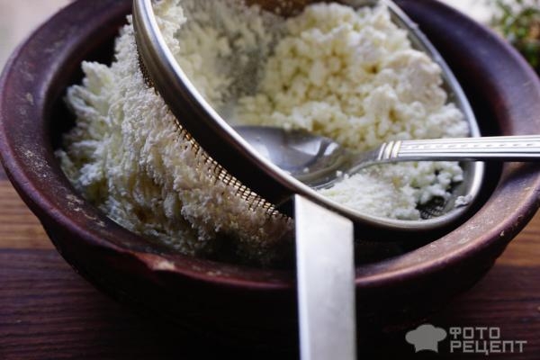 Рецепт: Армянское пасхальное печенье - на твороге и с курагой Рецепт: Армянское пасхальное печенье - на твороге и с курагой