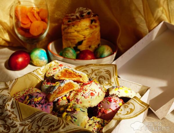 Рецепт: Армянское пасхальное печенье - на твороге и с курагой Рецепт: Армянское пасхальное печенье - на твороге и с курагой