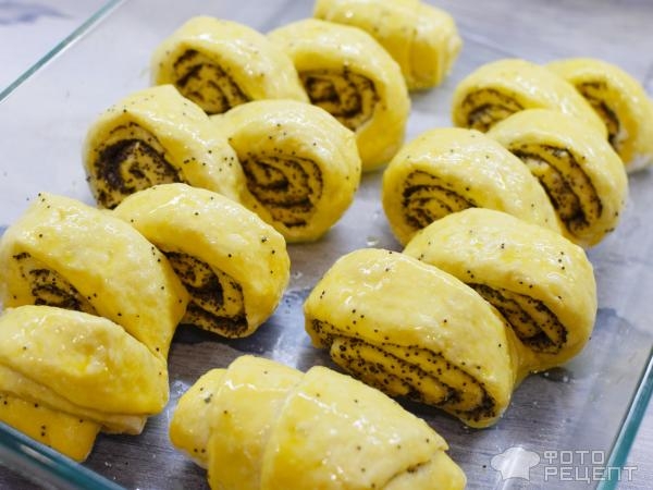 Рецепт: Косичка с маком - Безумно вкусные булочки в интересном исполнении! Рецепт: Косичка с маком - Безумно вкусные булочки в интересном исполнении!