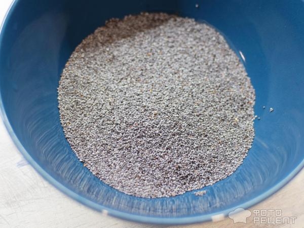 Рецепт: Косичка с маком - Безумно вкусные булочки в интересном исполнении! Рецепт: Косичка с маком - Безумно вкусные булочки в интересном исполнении!