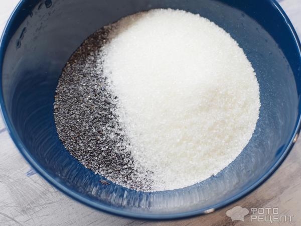 Рецепт: Косичка с маком - Безумно вкусные булочки в интересном исполнении! Рецепт: Косичка с маком - Безумно вкусные булочки в интересном исполнении!