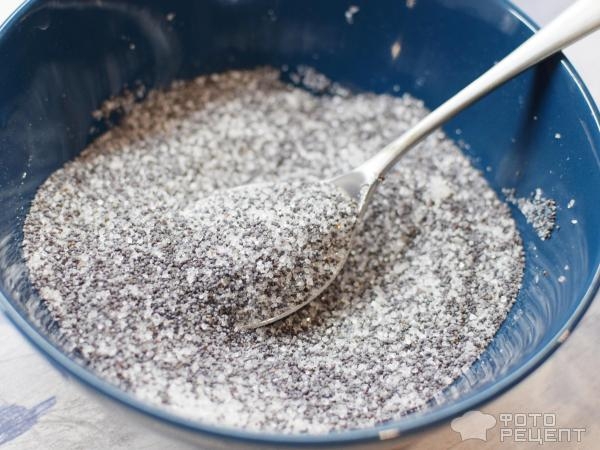 Рецепт: Косичка с маком - Безумно вкусные булочки в интересном исполнении! Рецепт: Косичка с маком - Безумно вкусные булочки в интересном исполнении!