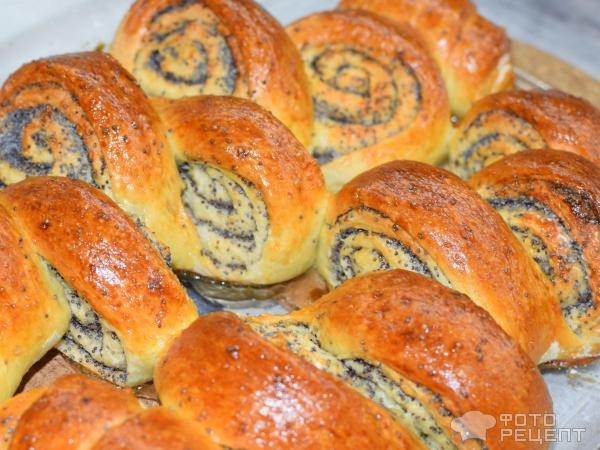 Рецепт: Косичка с маком - Безумно вкусные булочки в интересном исполнении! Рецепт: Косичка с маком - Безумно вкусные булочки в интересном исполнении!