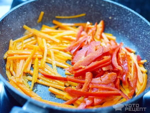 Рецепт: Лапша удон - С курицей, шампиньонами и овощами. Очень вкусное японское блюдо! Рецепт: Лапша удон - С курицей, шампиньонами и овощами. Очень вкусное японское блюдо!