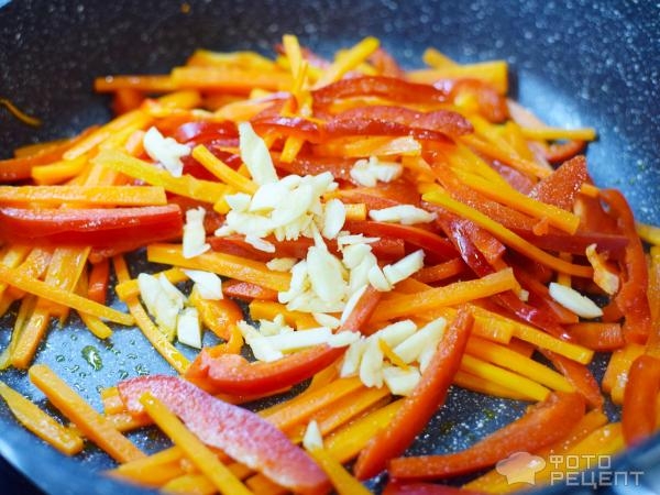 Рецепт: Лапша удон - С курицей, шампиньонами и овощами. Очень вкусное японское блюдо! Рецепт: Лапша удон - С курицей, шампиньонами и овощами. Очень вкусное японское блюдо!