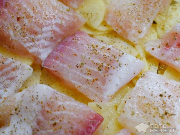 Рецепт: Пангасиус запеченый с картофелем - и брокколи. Вкусно и питательно! Рецепт: Пангасиус запеченый с картофелем - и брокколи. Вкусно и питательно!