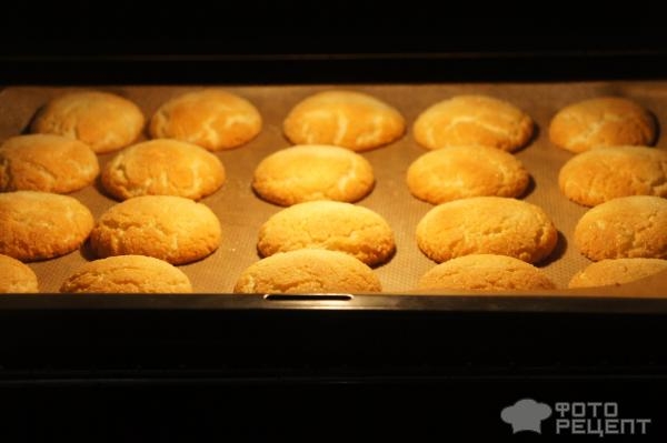 Рецепт: Печенье с медом - с медом, хрустящее, ароматное Рецепт: Печенье с медом - с медом, хрустящее, ароматное