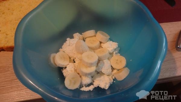 Рецепт: Торт с клубнично -банановым творожным кремом - Не трудоёмкий ,вкусный торт.