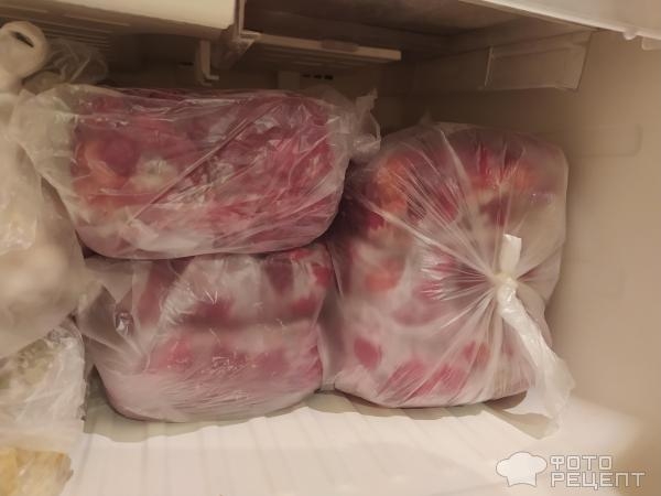 Рецепт: Заготовка клубники на зиму - рационально "тратим" место в морозильнике. Рецепт: Заготовка клубники на зиму - рационально "тратим" место в морозильнике.